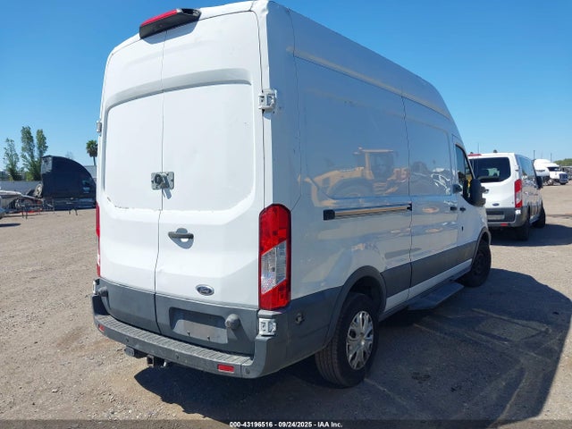 1FTBW2XM2JKB38172 Ford 2018