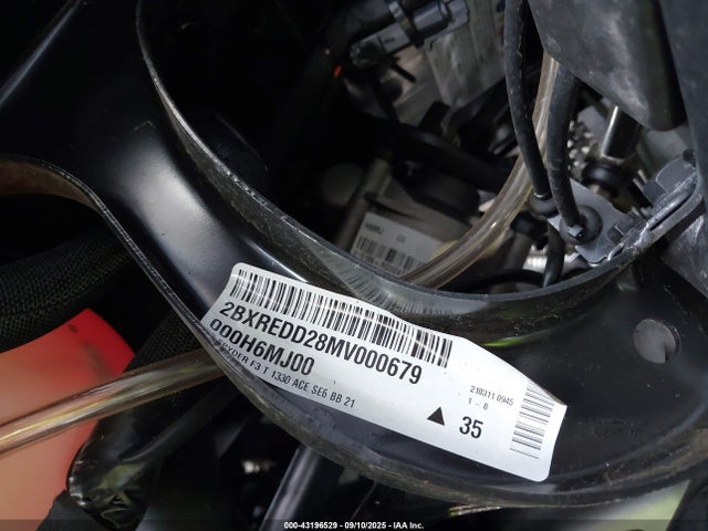 Can-Am 1330 Ace 2021 2BXREDD28MV000679 Image 10