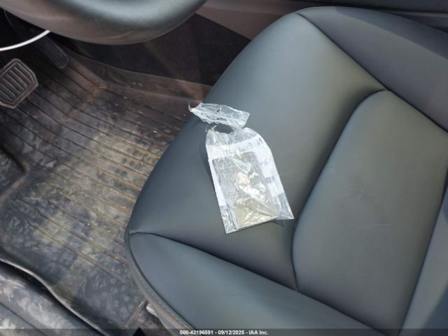 2025 TESLA MODEL Y 7SAYGDEE3SA343397 Photo 10
