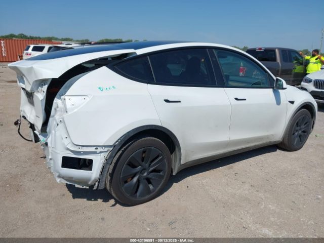 2025 TESLA MODEL Y 7SAYGDEE3SA343397 Photo 3