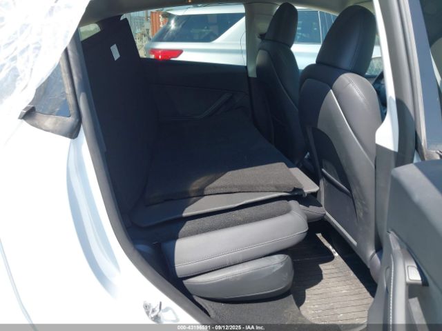 2025 TESLA MODEL Y 7SAYGDEE3SA343397 Photo 7
