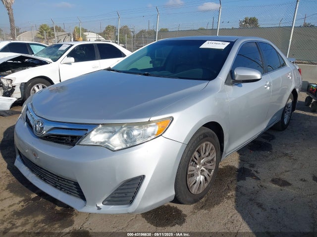 Toyota 2ar-fe 2014 4T4BF1FK1ER412645 Image 2