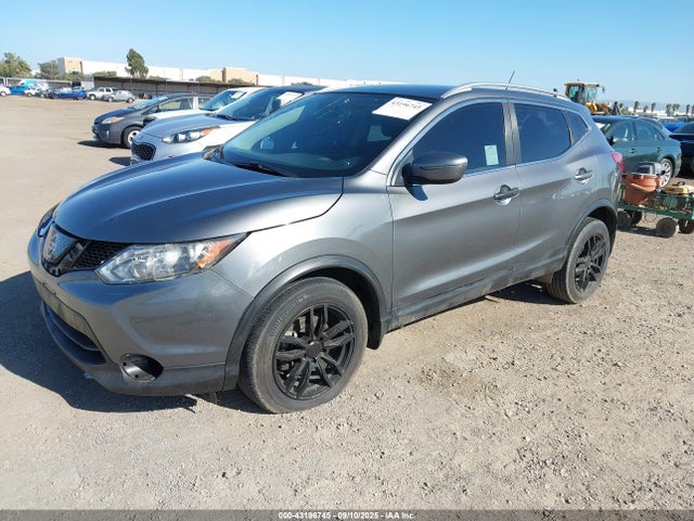 JN1BJ1CP8JW153425 Nissan Rogue Sport Sv