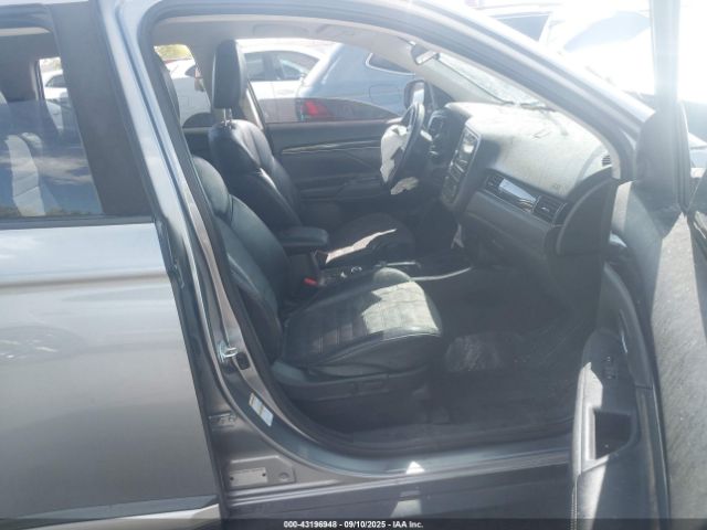 2019 MITSUBISHI OUTLANDER JA4AZ3A3XKZ021676 Photo 4