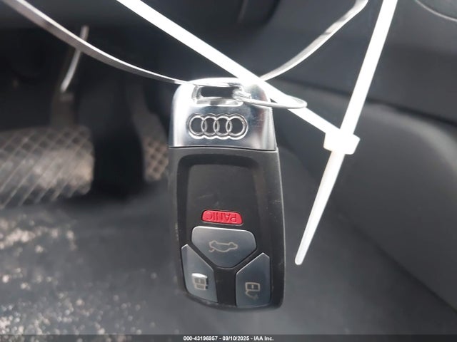2018 AUDI A4 WAULMAF4XJA113450 Photo 10