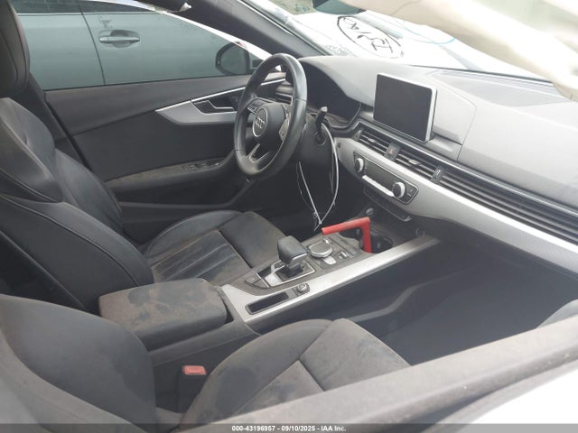 2018 AUDI A4 WAULMAF4XJA113450 Photo 4