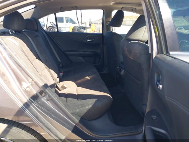1HGCR2F78HA201803 Honda k24w1