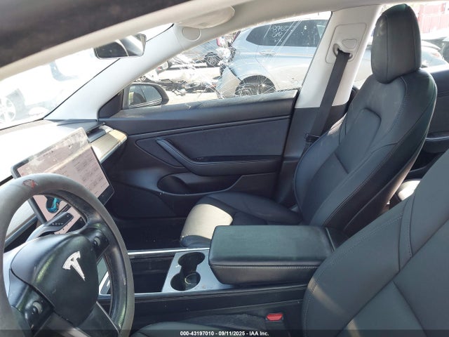 2021 TESLA MODEL 3 5YJ3E1EB2MF870662 Photo 4