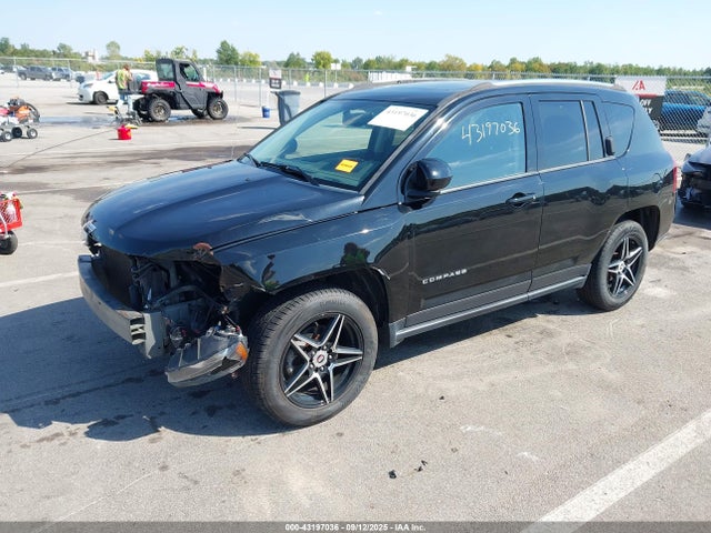 Jeep Compass High Altitude Edition 2016 1C4NJDEB2GD723971 Image 2