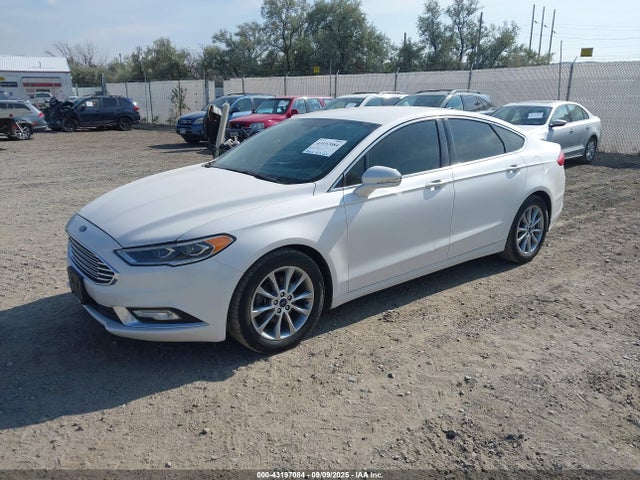 Ford 2017 2017 3FA6P0HD9HR132642 Image 2