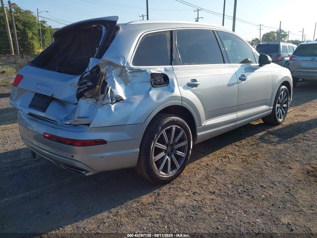 2019 AUDI Q7 WA1VAAF78KD032262 Photo 3
