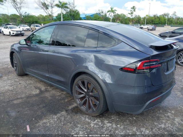 2023 TESLA MODEL X 7SAXCDE5XPF385549 Photo 2