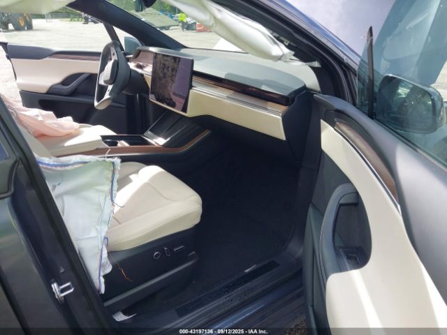 2023 TESLA MODEL X 7SAXCDE5XPF385549 Photo 4