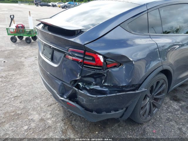 2023 TESLA MODEL X 7SAXCDE5XPF385549 Photo 5