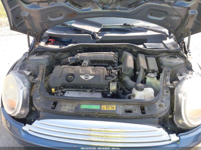 2010 MINI COOPER WMWMF3C57ATZ62317 Photo 9