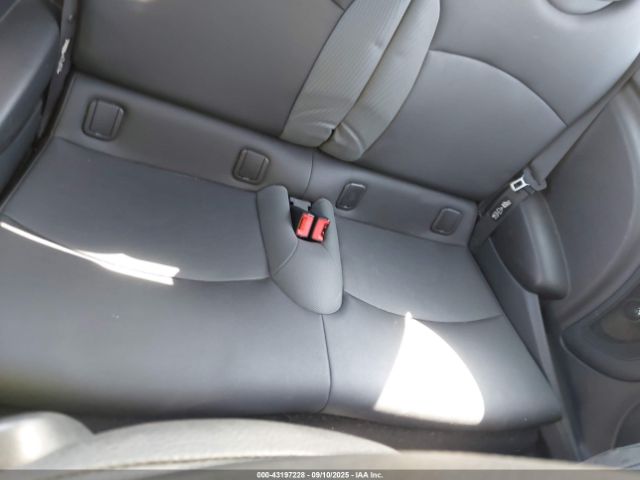 2010 MINI COOPER WMWMF3C57ATZ62317 Photo 7