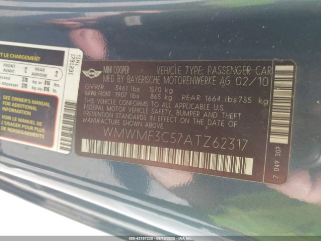 2010 MINI COOPER WMWMF3C57ATZ62317 Photo 8