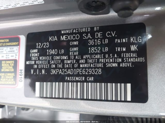 2023 KIA RIO 5-DOOR 3KPA25AD1PE629328 Photo 8
