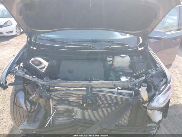 1GNERGKW3MJ157258 Chevrolet lfy