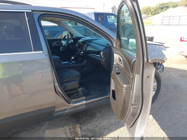 1GNERGKW3MJ157258 Chevrolet lfy
