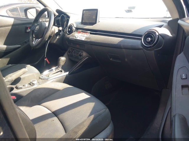 3MYDLBYV0HY176988 Toyota p5v