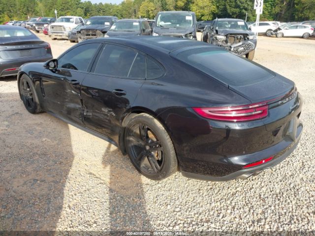 2017 PORSCHE PANAMERA WP0AB2A73HL123324 Photo 2