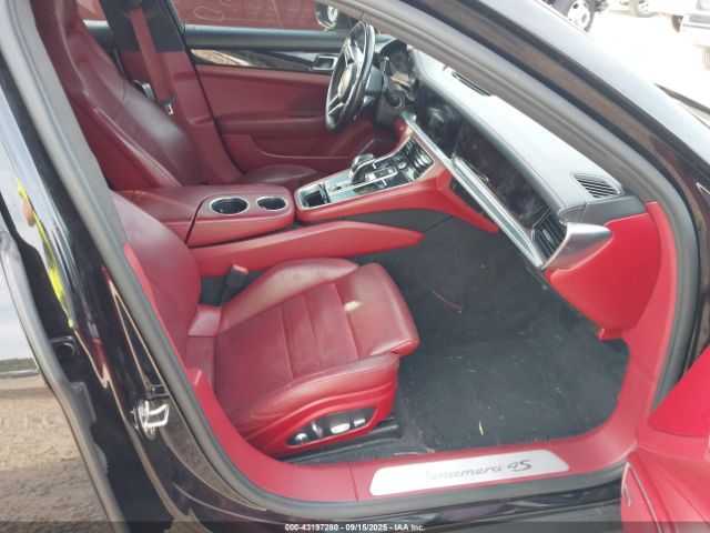 2017 PORSCHE PANAMERA WP0AB2A73HL123324 Photo 4