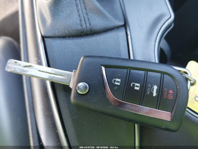 2021 TOYOTA CAMRY 4T1G11AK3MU448194 Photo 10