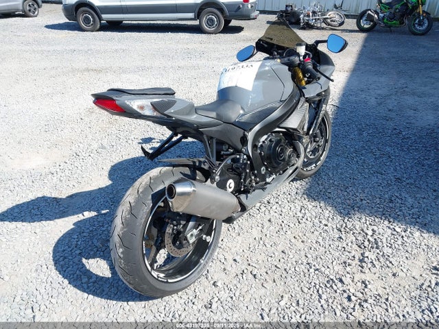 JS1GR7MA0S7101060 Suzuki R747