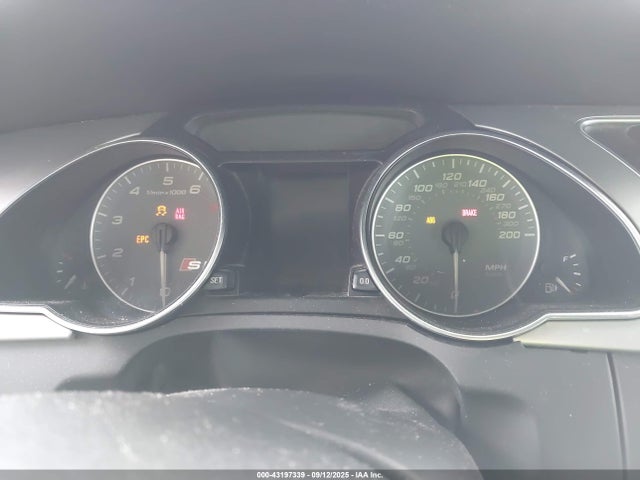 2011 AUDI S5 WAUVGAFH0BN005996 Photo 6