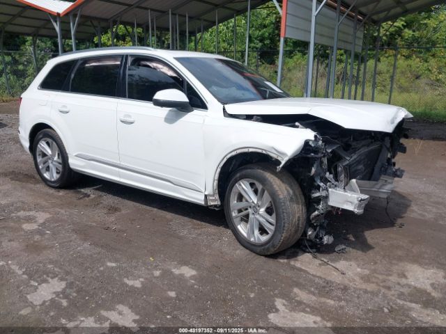 2020 AUDI Q7 WA1LXAF77LD003469