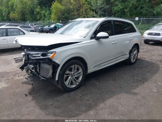 2020 AUDI Q7 WA1LXAF77LD003469 Photo 1