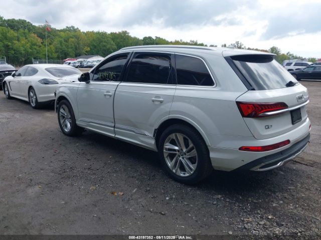 2020 AUDI Q7 WA1LXAF77LD003469 Photo 2