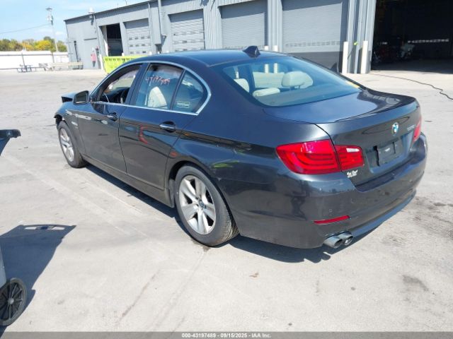 2012 BMW 528I WBAXH5C59CDW04782 Photo 2
