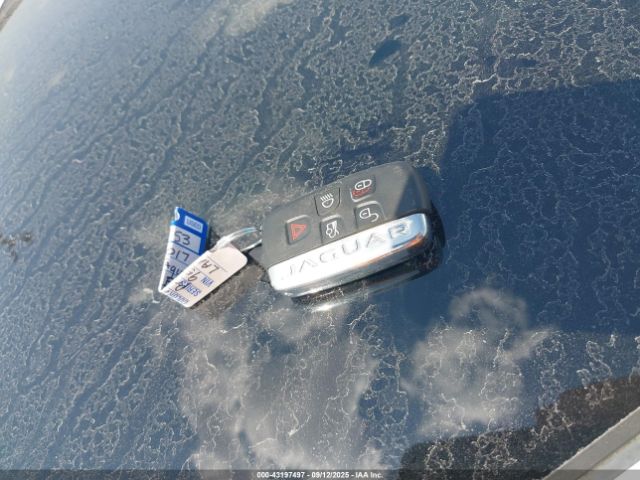 2017 JAGUAR XE SAJAD4BG3HA959264 Photo 10