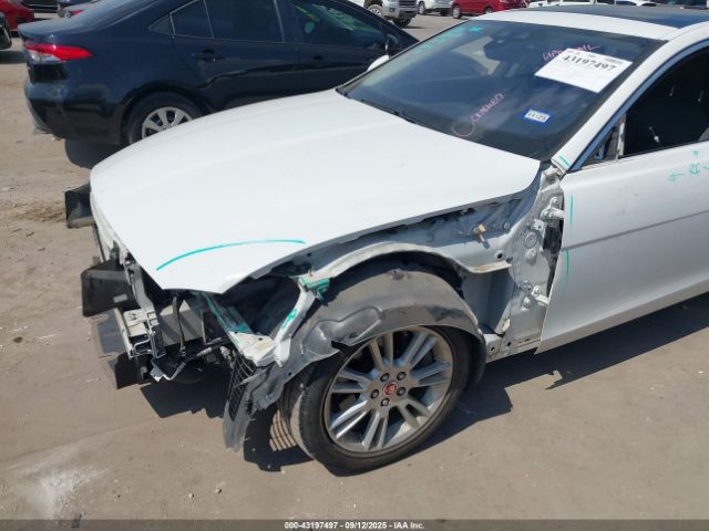 2017 JAGUAR XE SAJAD4BG3HA959264 Photo 5