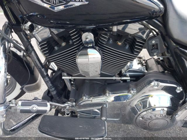 2014 HARLEY-DAVIDSON FLHR 1HD1FBM17EB679762 Photo 8