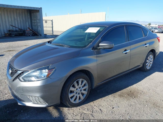 Nissan Sentra 2017 3N1AB7AP5HL697895 Image 2