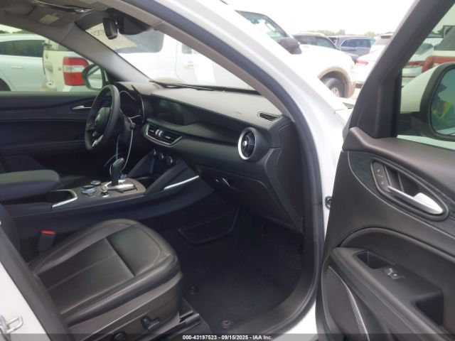 2020 ALFA ROMEO STELVIO ZASPAKAN2L7C98149 Photo 4