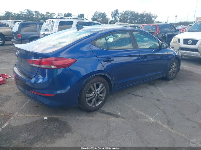 5NPD84LF6HH062194 Hyundai Elantra