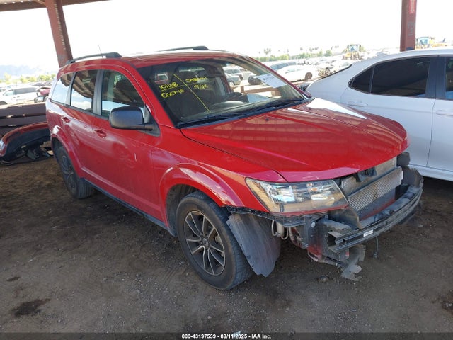 2018 3C4PDCAB5JT497863 main image