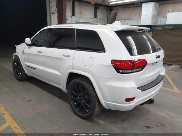 1C4RJEAG2JC430884 Jeep Grand Cherokee