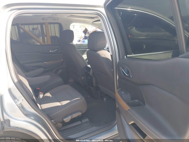 43197651 :رقم المزاد ، 1GKKNRL48PZ123701 vin ، 2023 Gmc Acadia Awd Sle مزاد بيع