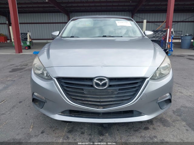 JM1BM1U78G1322643 Mazda pe