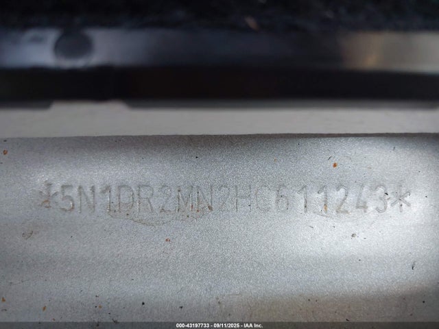 Nissan 2017 2017 5N1DR2MN2HC611243 Image 9