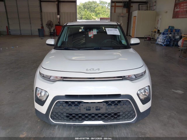 Продажа на аукционе авто 2022 Kia Soul S, vin: KNDJ23AU7N7156536, номер лота: 43197799