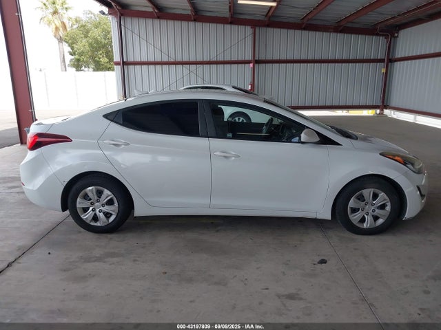 Hyundai dohc mpi nu 2016 5NPDH4AE5GH693107 Image 13