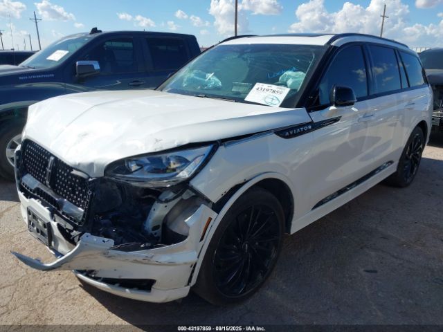 2023 LINCOLN AVIATOR 5LM5J7XC0PGL15855 Photo 1