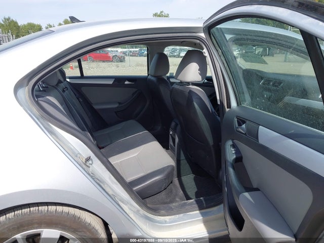 3VW637AJ6EM332396 Volkswagen Jetta