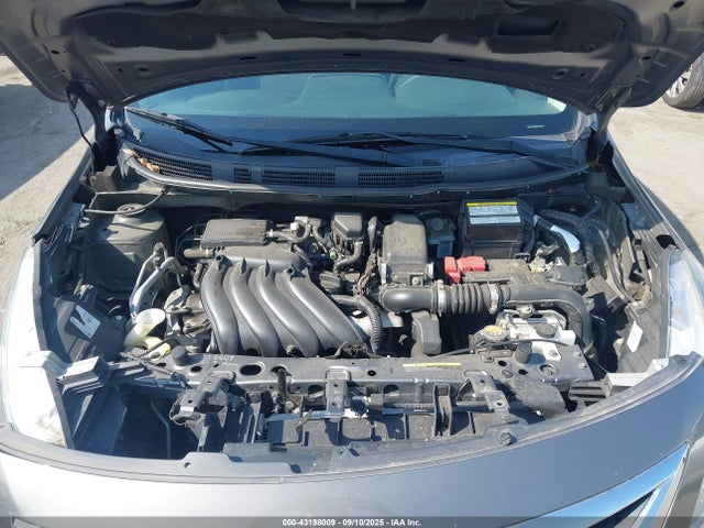 3N1CN7AP0FL822153 Nissan 2015
